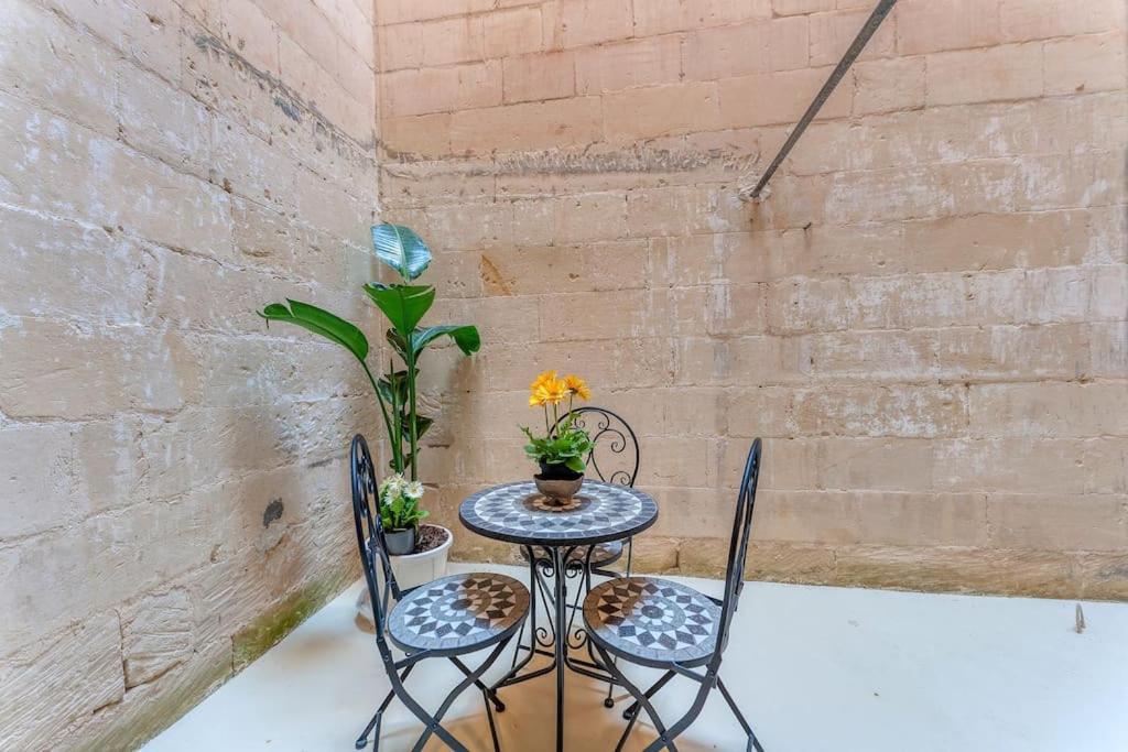 Nest 27 Apartment Lecce Bagian luar foto
